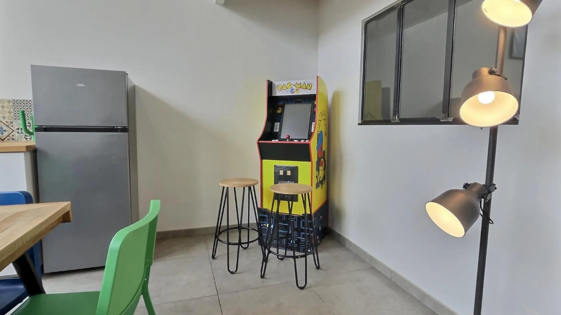 Loft & Pop Billard Apartment Valence  0*, Valence (Drome) France