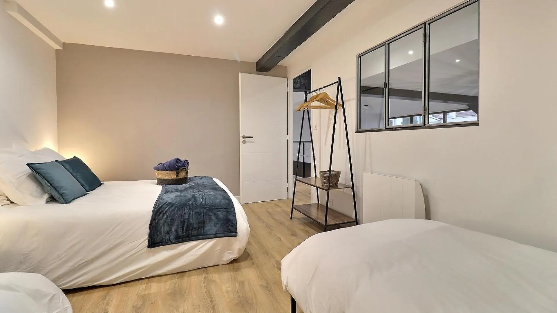 Loft & Pop Billard Apartment Valence  0*, Valence (Drome) France