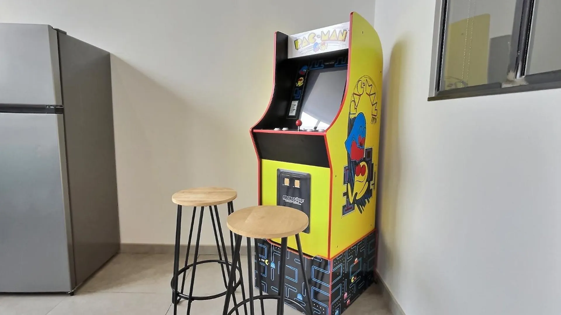 Loft & Pop Billard Apartment Valence