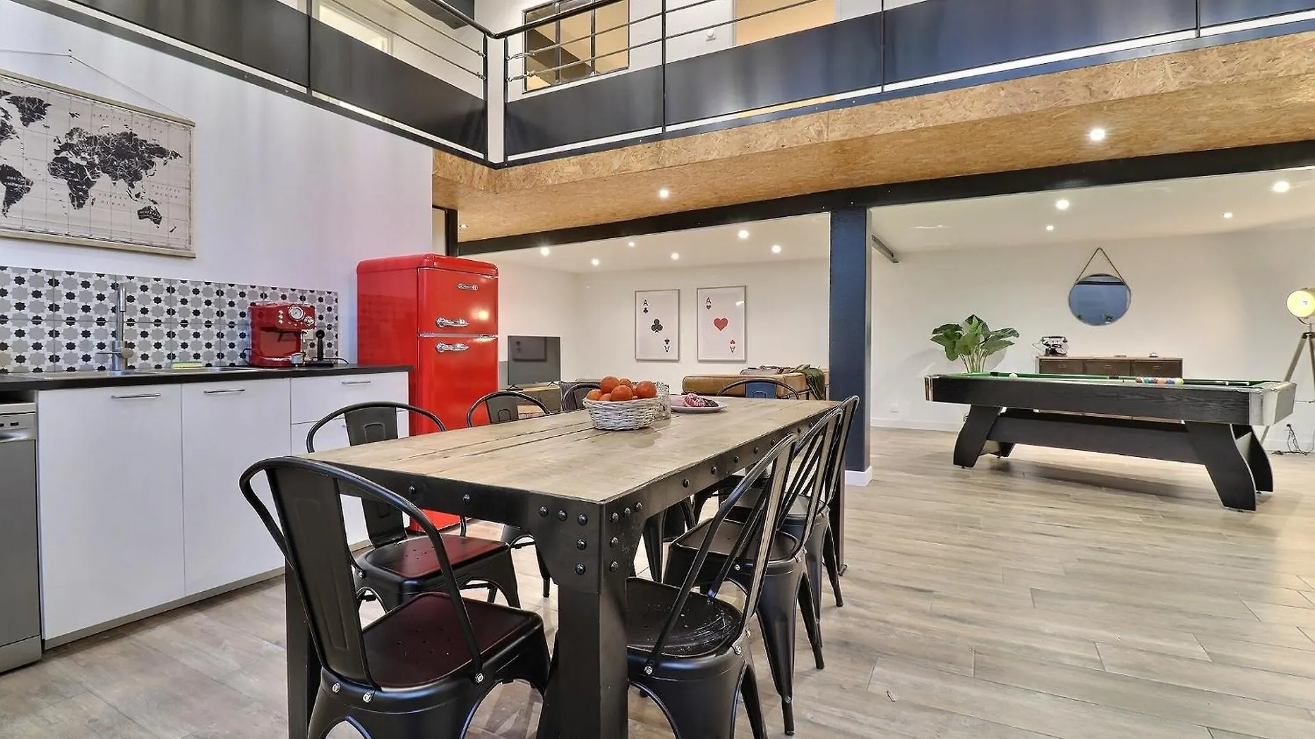 Loft & Pop Billard Apartment Valence