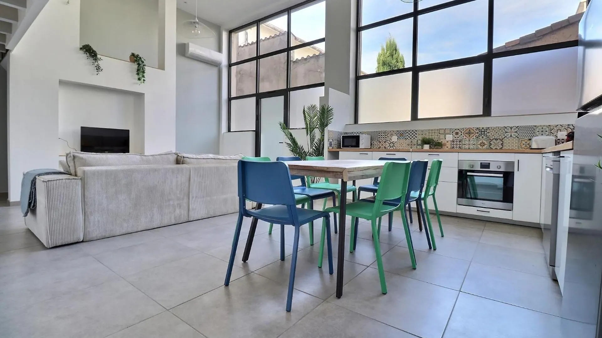 Loft & Pop Billard Apartment Valence